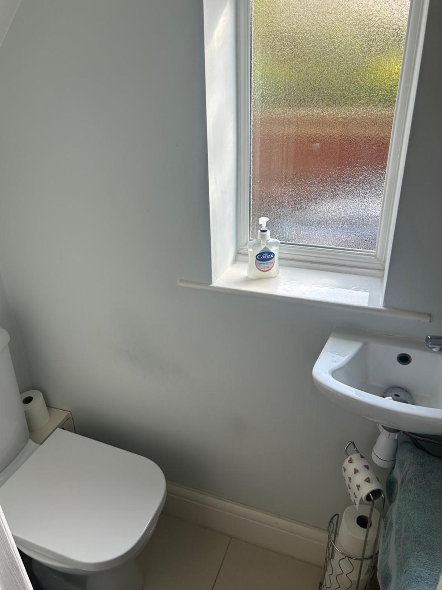 Lovely, Large Double Bedroom With Park View In Home Hazel Grove Esterno foto